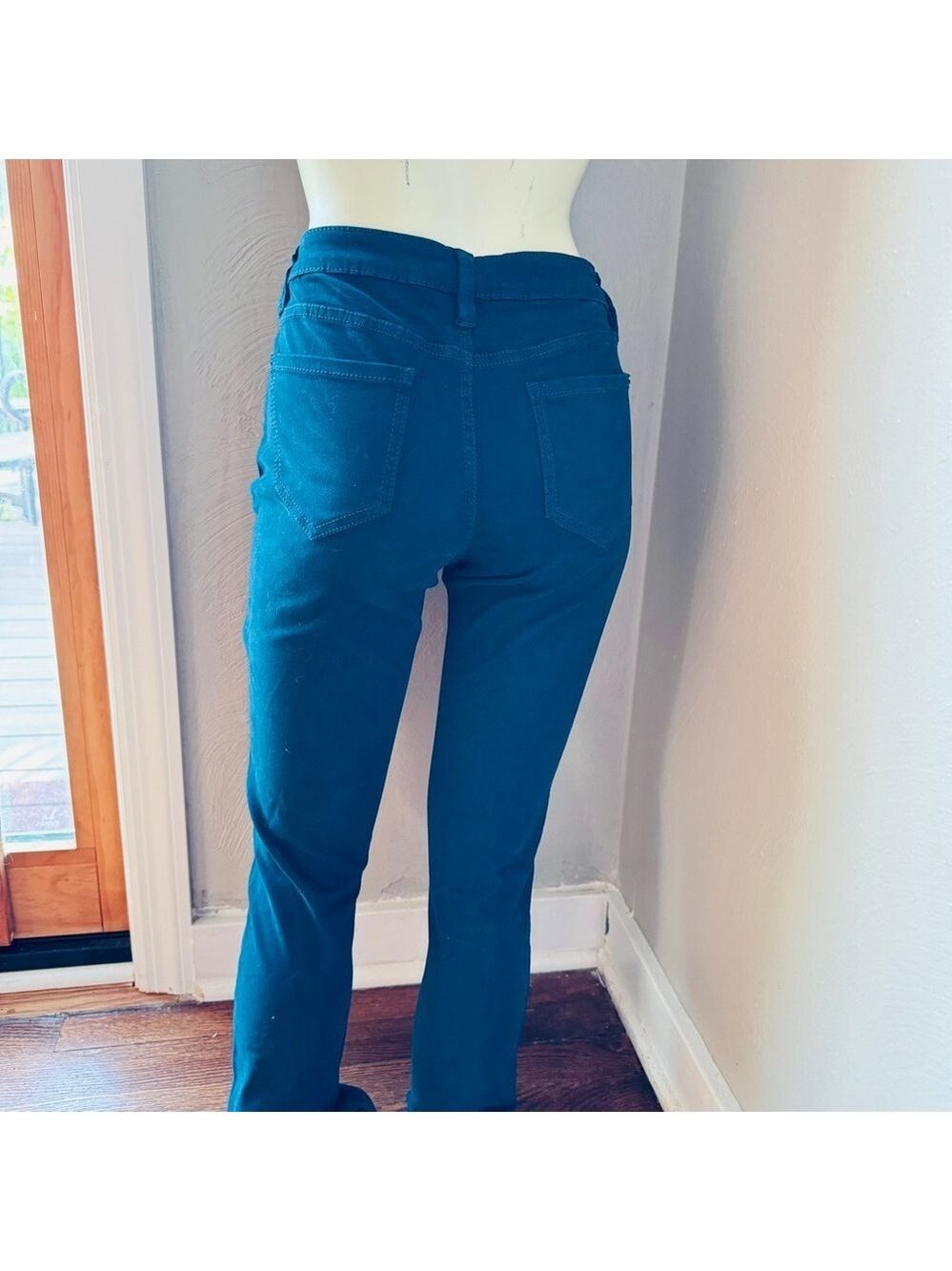 Cache jeans - Picture 1 of 15